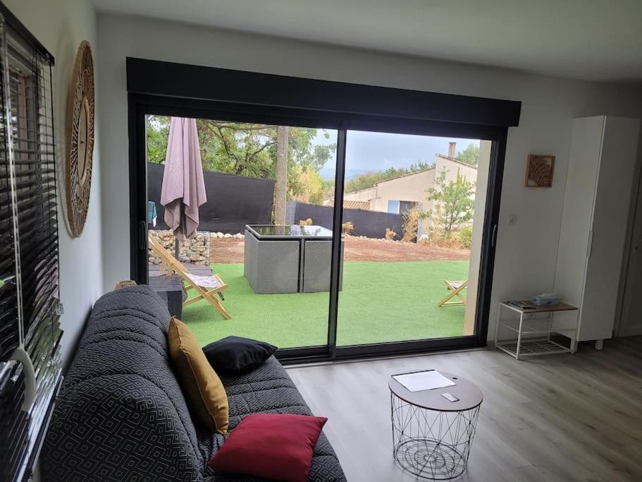 Appartement Tout Equipe En Rez-De-Jardin Entre Gard Et Ardeche Saint-Julien-de-Peyrolas Экстерьер фото